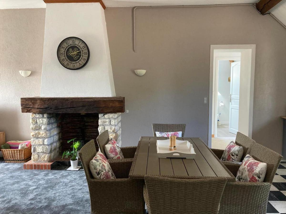 Lac De Lumiere. Relax With Rural Lakeside Living Herry Exterior foto